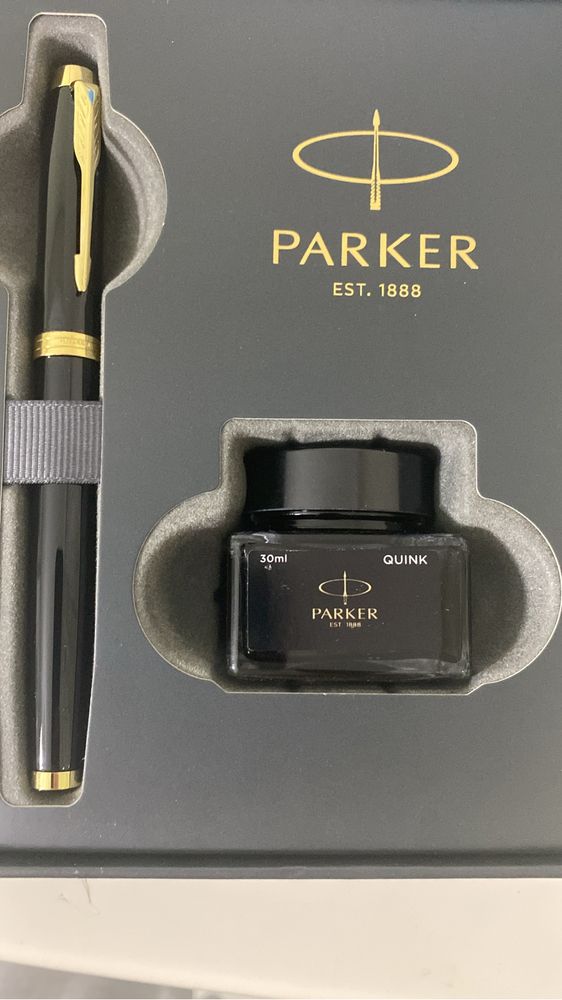 Продам перьевую ручку Parker