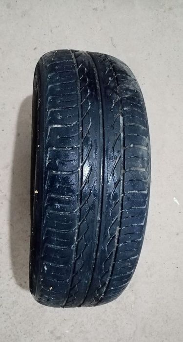 4 ta R15 shina sotiladi