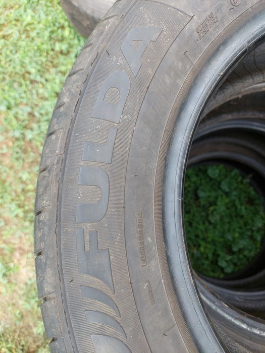 Vand cauciucuri 195/65r15 vara