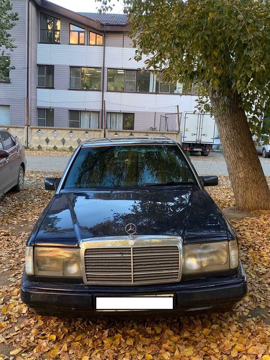 Mercedes-Benz E 200