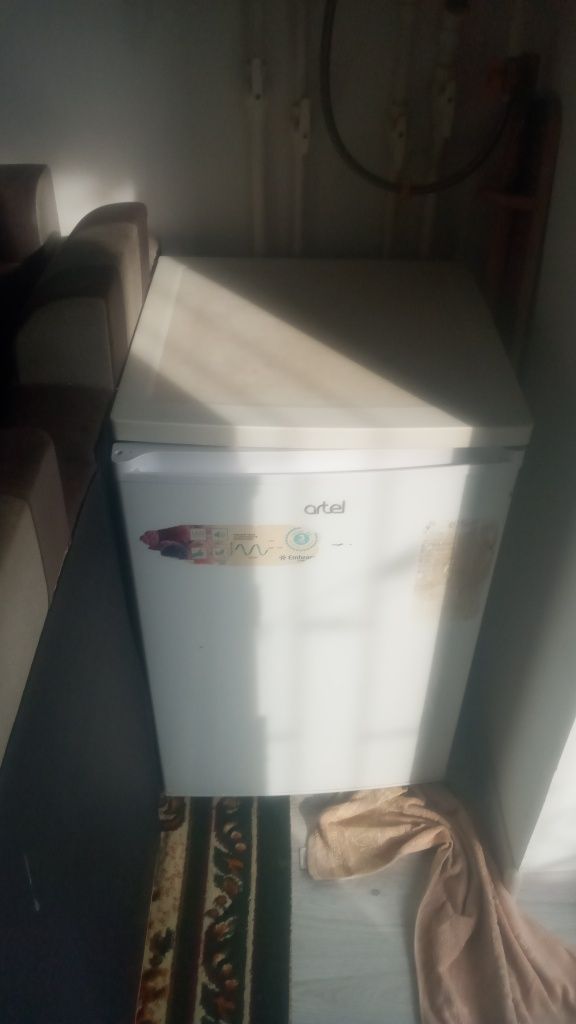 Сотилади холодильник