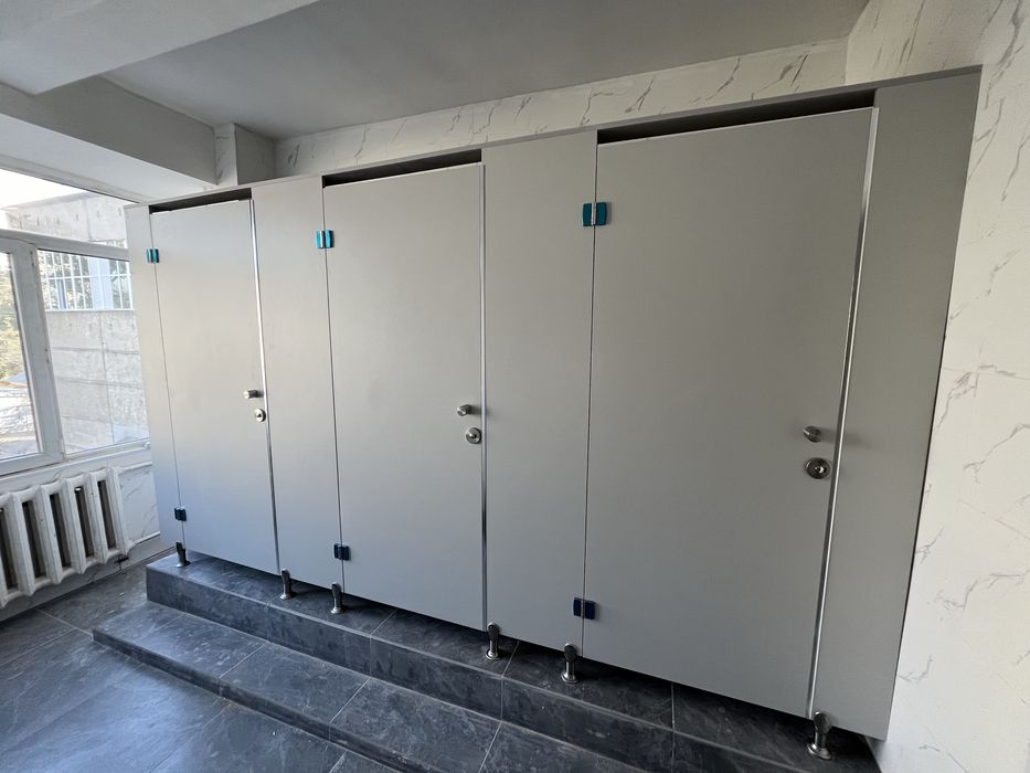 Туалетные кабинки из лдсп