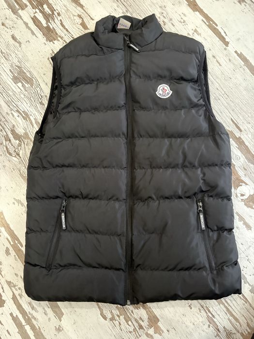 Грейка moncler размер S нова