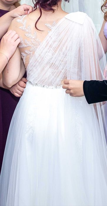 Vând rochie de mireasă