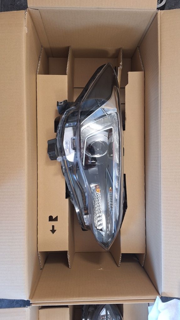 Фарове SUBARU XV 2021 LED 84002FL290
84002FL280
