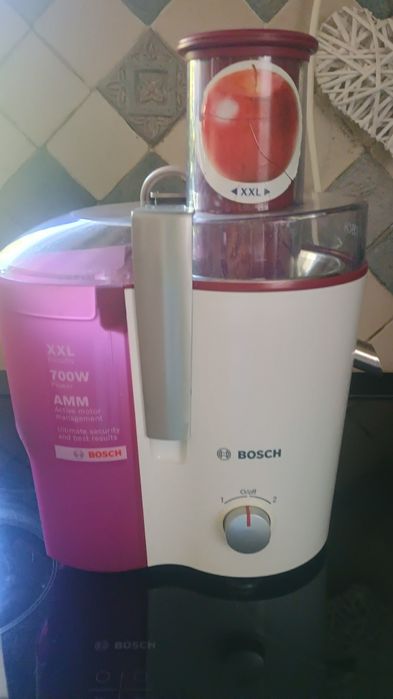 Storcător de fructe Boch