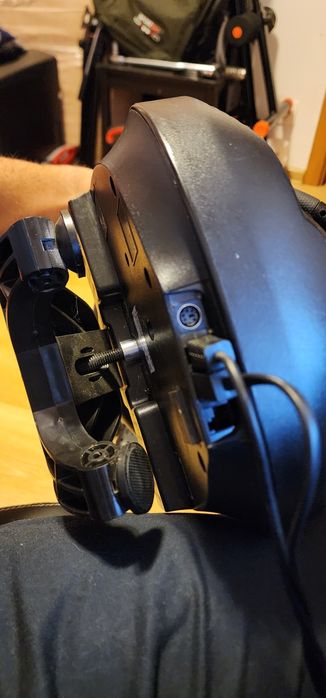 Volan Thrustmaster TMX Force Feedback