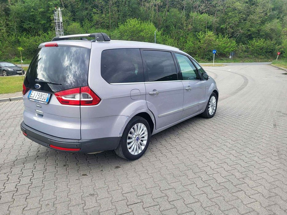 Ford galaxi an 2011