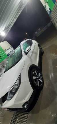 Vând Nissan Qashqai 1.2.ce Tekna +Euro6