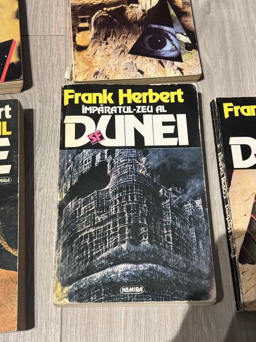 Seria Dune Frank Herbert- Nemira 1990