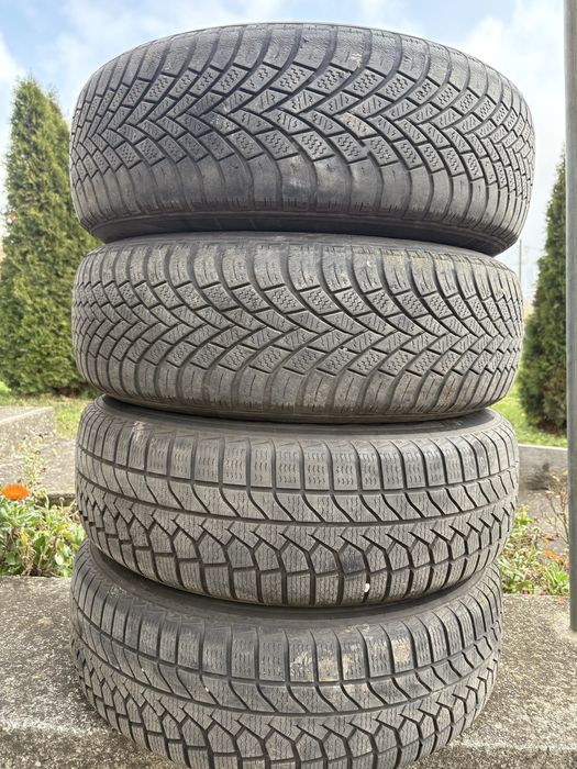 Anvelope de iarna cu jante 5x114,3  R16