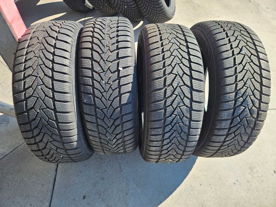 4бр. 205/55 R16 зимни UNIROYAL 2023г. 8.5-9мм