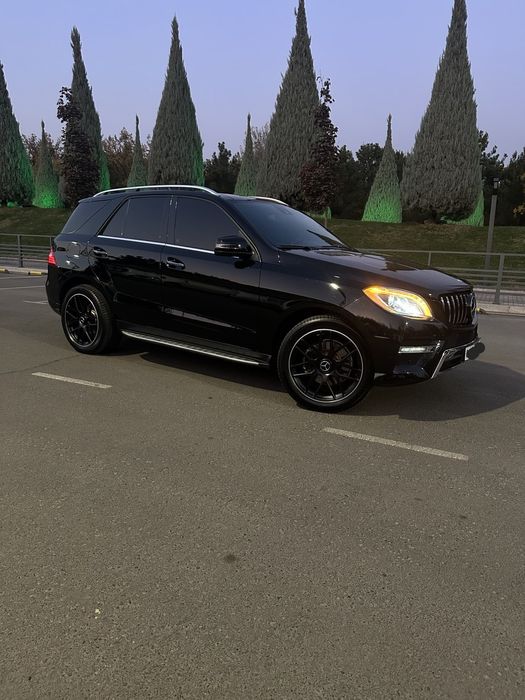Продаётся Mercedes-Benz ML400