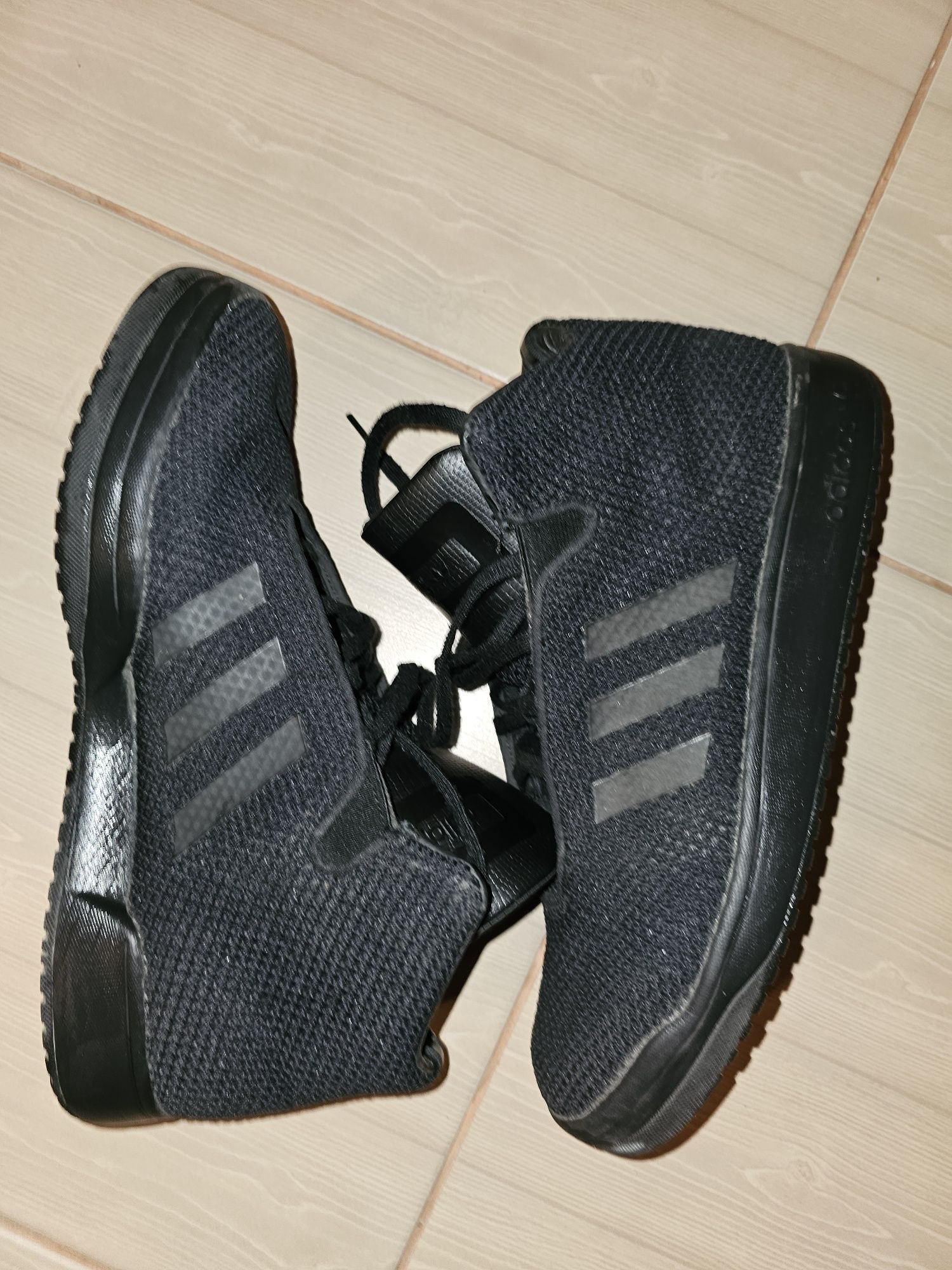 Pantofi sport Adidas