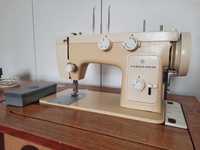 Швейная машинка "Чайка 142М"
