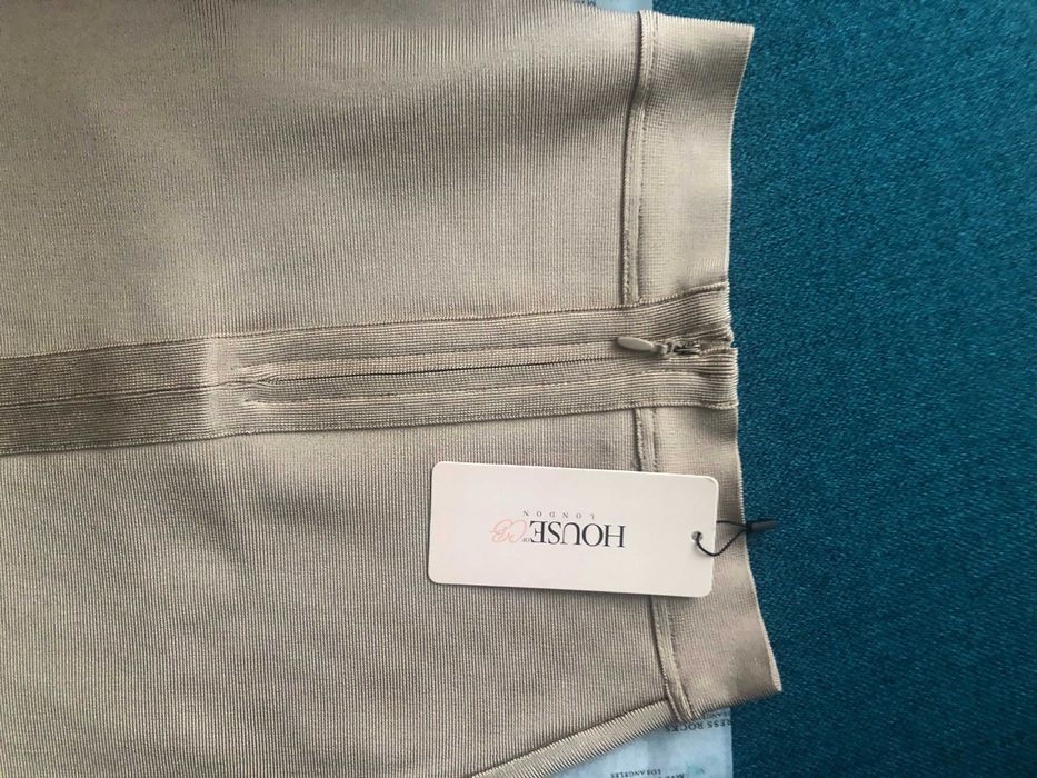 Fusta House of CB Giannelli , nude