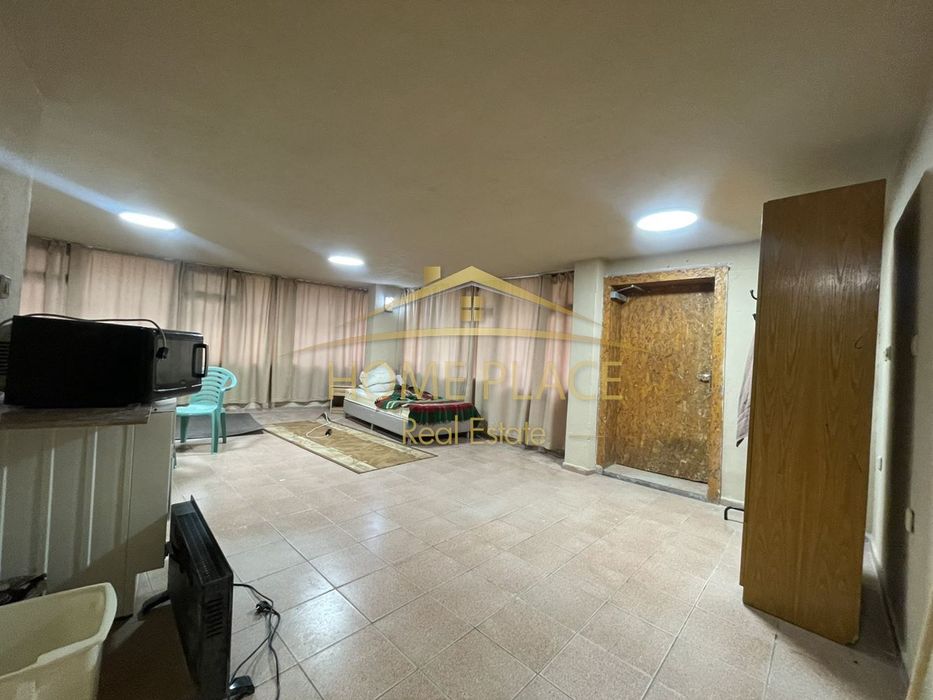 Дава се под наем Едностаен апартамент в Варна, Колхозен пазар - 50 кв.м за 255 € - Снимка #2