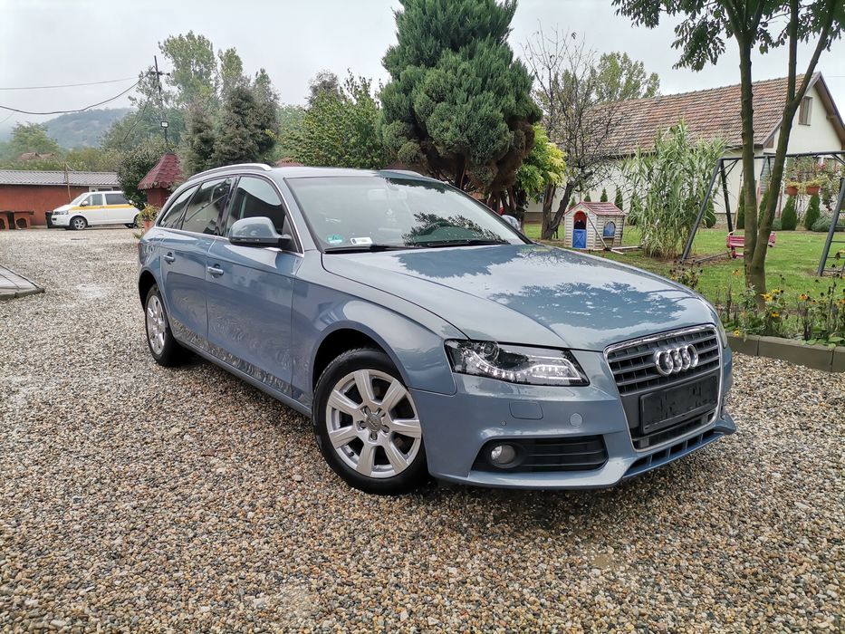 Audi A4 B8 1.8 TFSI Euro 5 an 2010 Bi-xenon MMI Color Start-Stop
