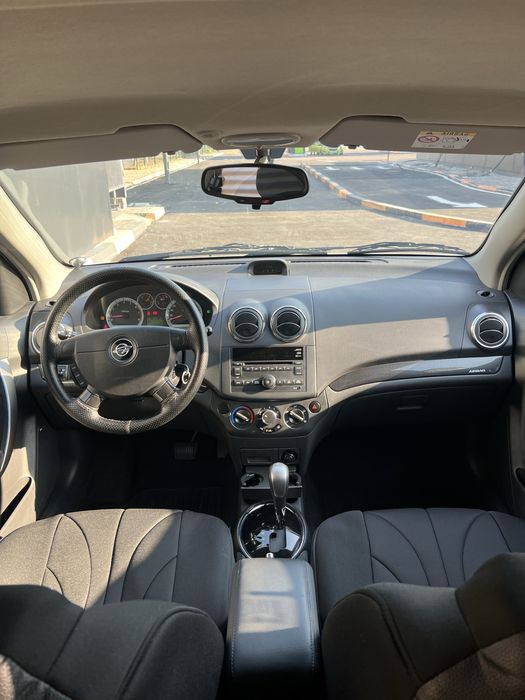 Nexia 3 2018 yil oq Ravon r3 holati ideal 31 000km yurgan