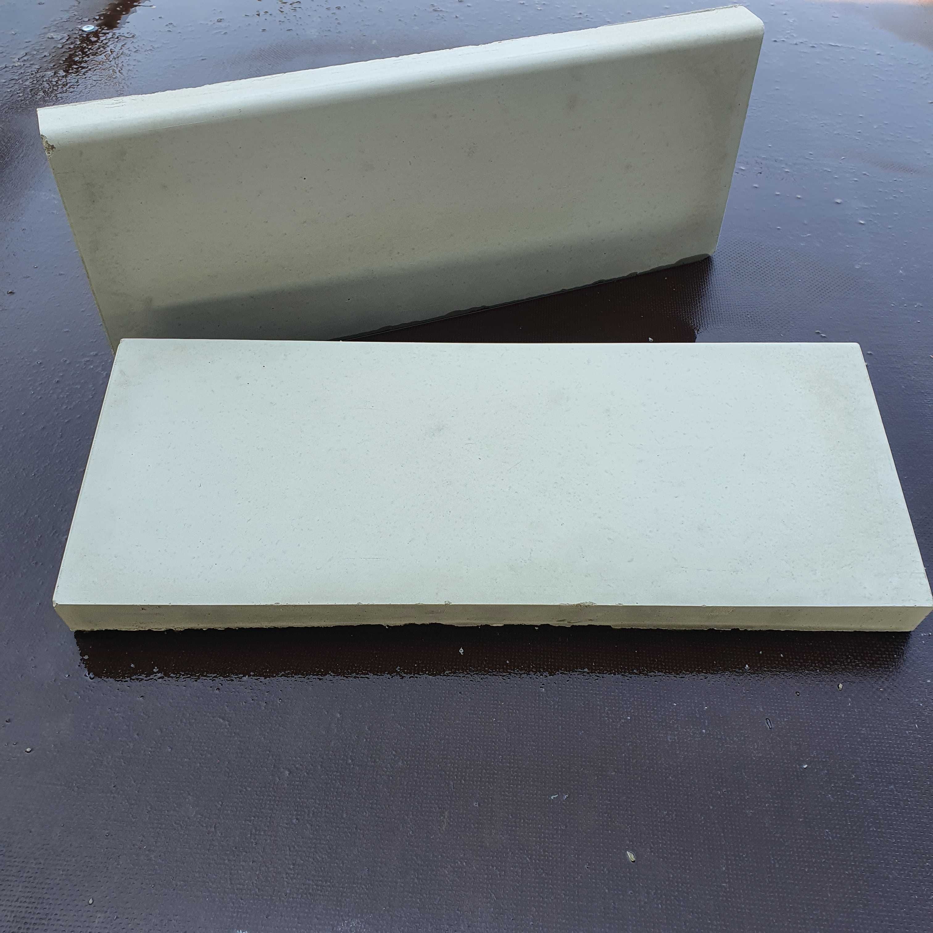 Borduri pentru alei carosabile sau pietonale dimensiune 50x20x3,5cm