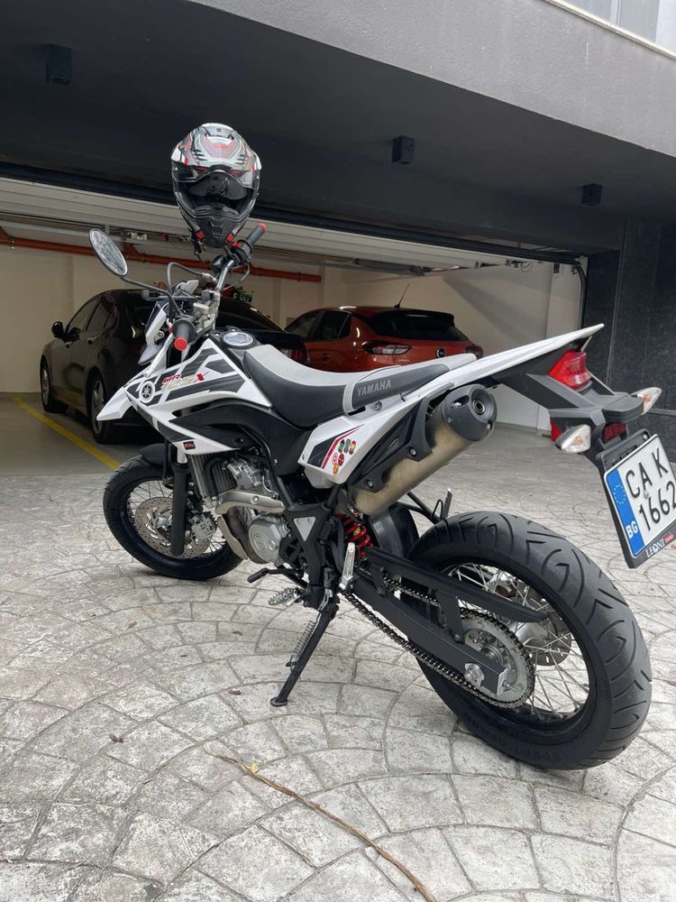 Yamaha WR 125 ……