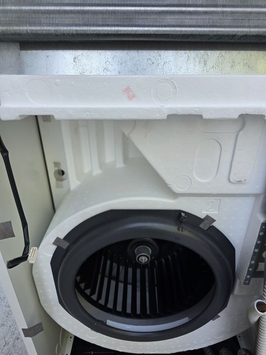Daikin tip coloana soldat corturi 32000btu R32