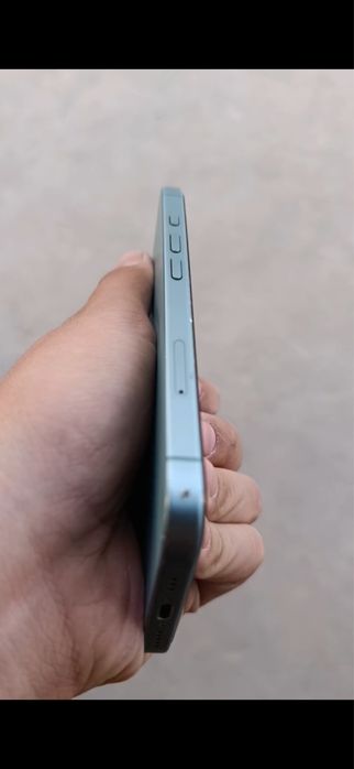 Iphone 16 teal 90% 128gb 630$