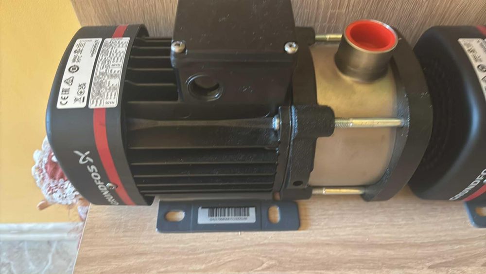 Водна помпа Grundfos