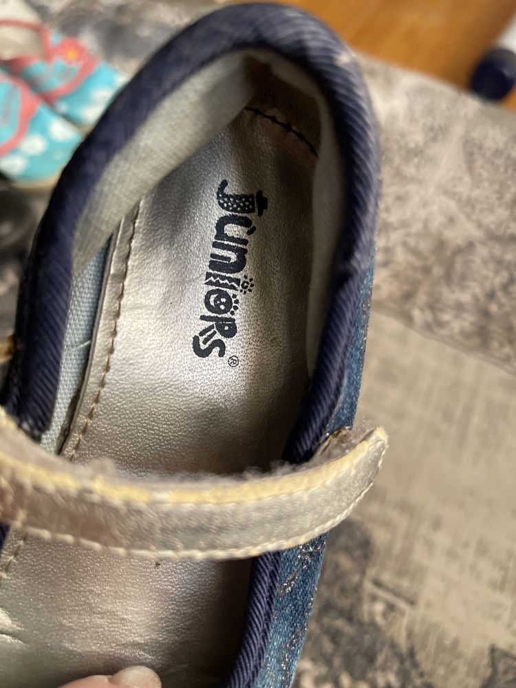 Кроссовки сандали сапоги летняя обувь
