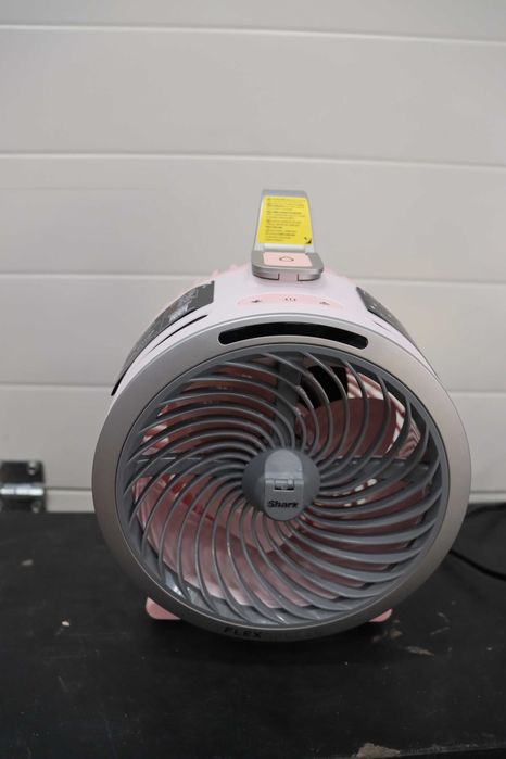 Shark FlexBreeze HydroGo, преносим вентилатор с мъгла, поток до 19м