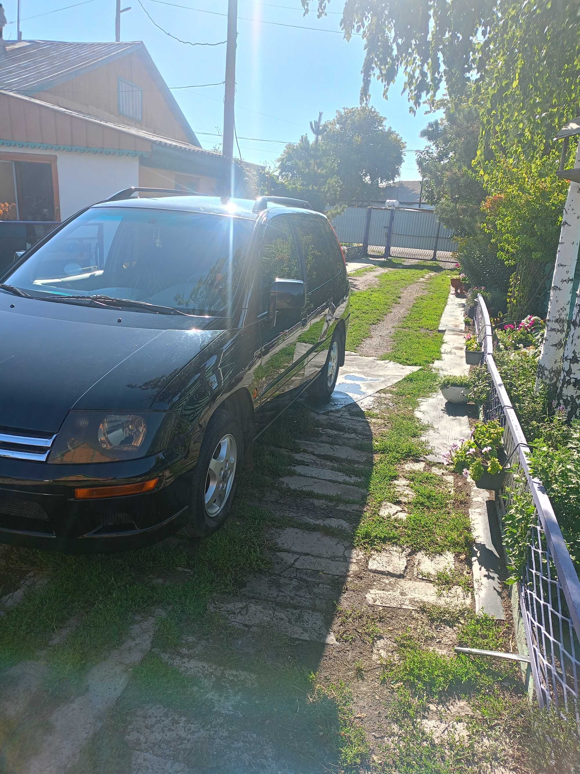 Продается Mitsubishi Space Runner
