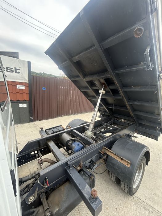 Iveco Daily 35C15  basculabil 3 parti