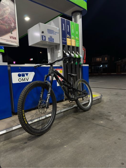 YT Jeffsy Full Custom Mullet