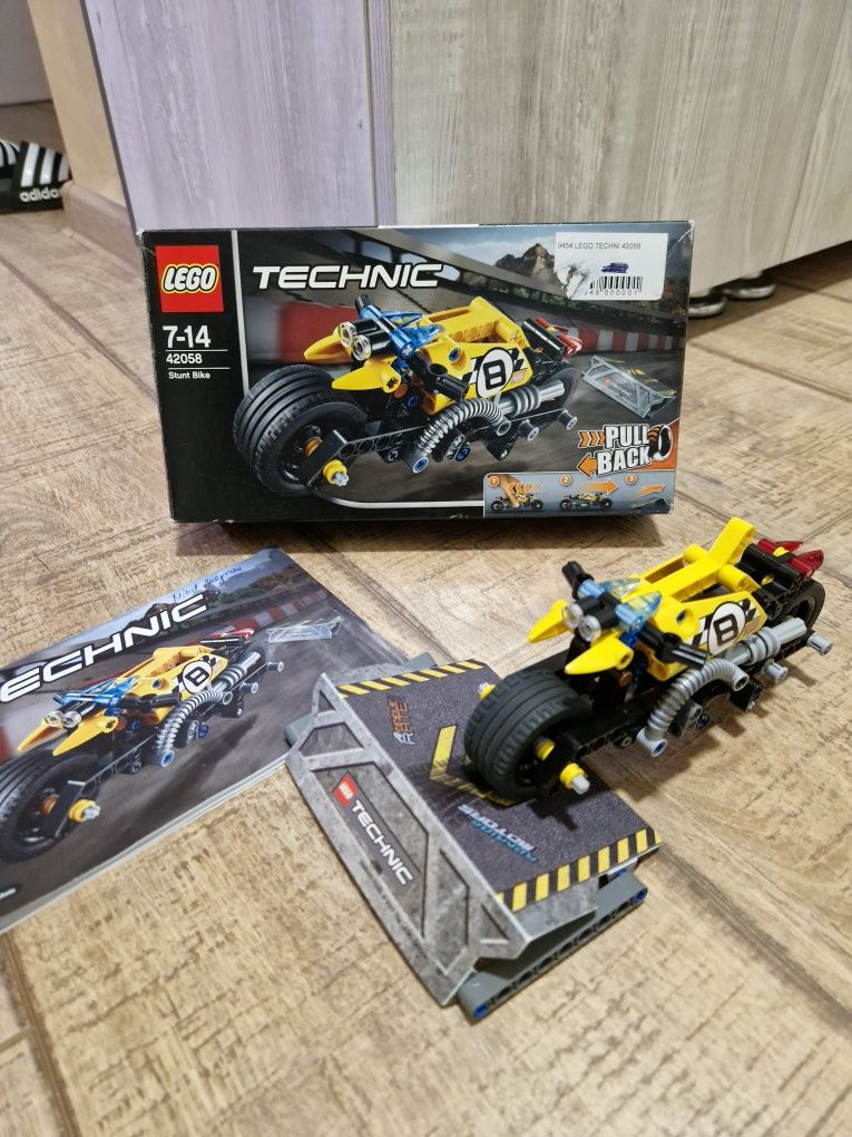 Lego Technic, 7-14 ani