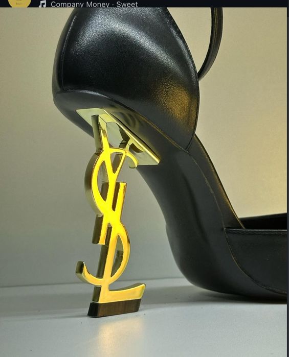 Туфли и платье тренд