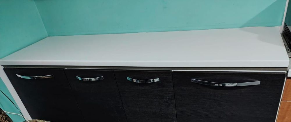 Vând mobila pt bucătărie