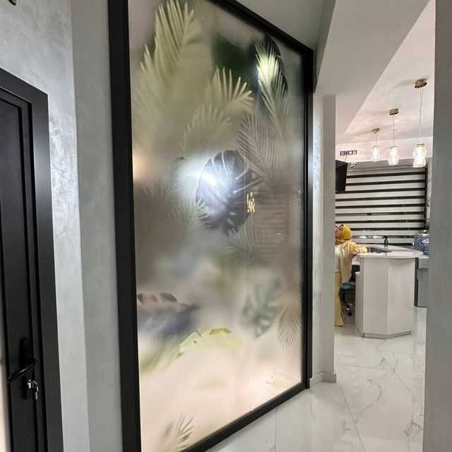 Декоративная матовая пленка для окон квартир и офисов