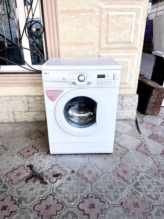 Продам стиральную машинку рабочая 100% гарантия