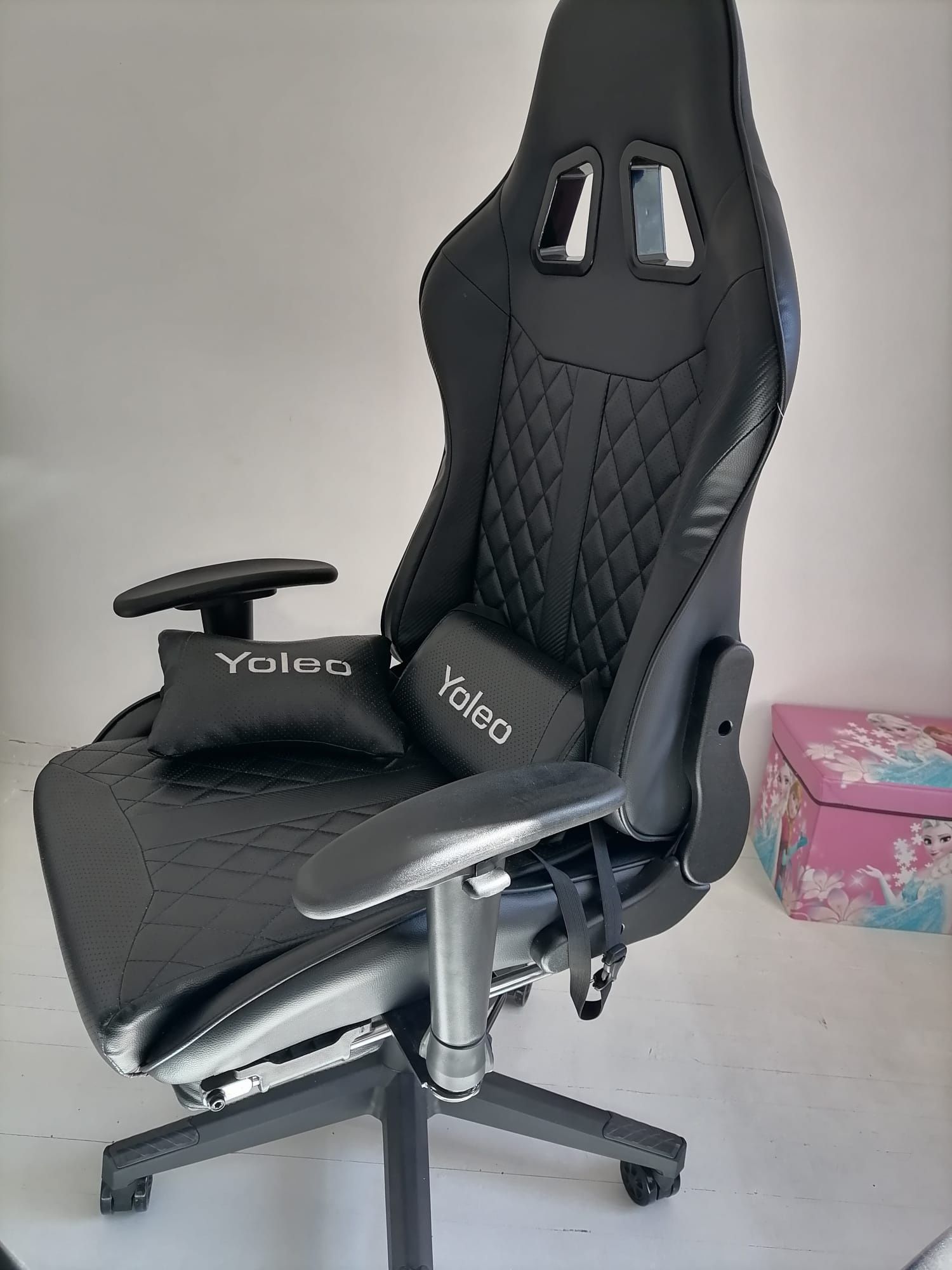 Yoleo gaming  chair  геймърски стол  йолео