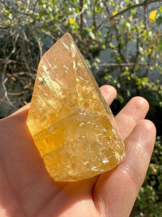 кабошоны из натуральных камней, амулеты, недорого
