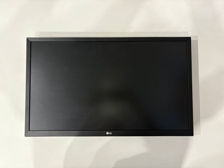Monitor LG 24" (с блоком питания и HDMI)