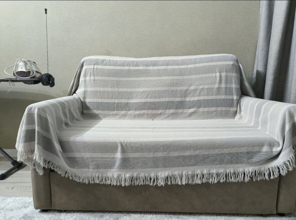 Продаю хороший диван