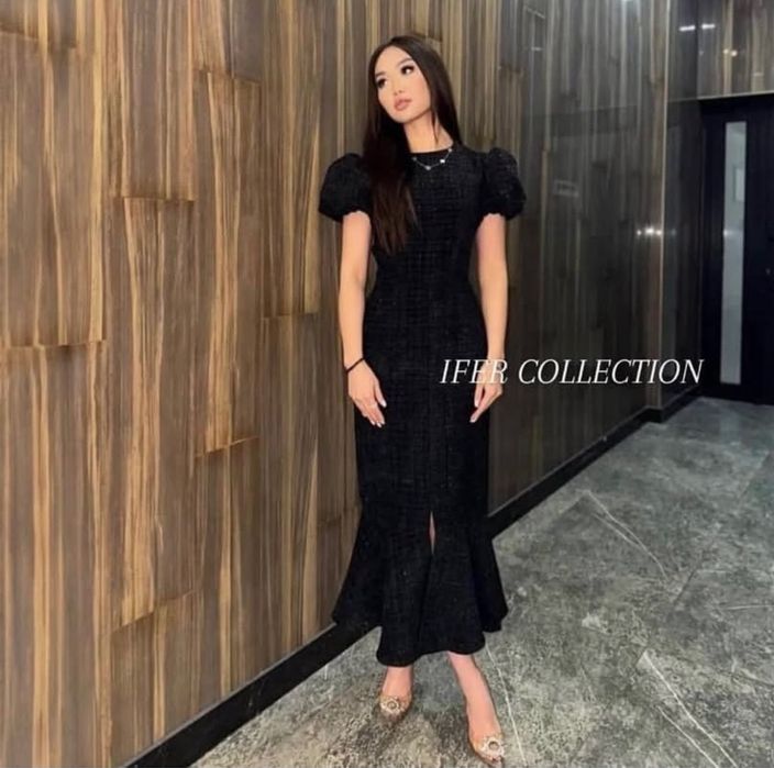 Продам шикарное твидовое платье, размер S