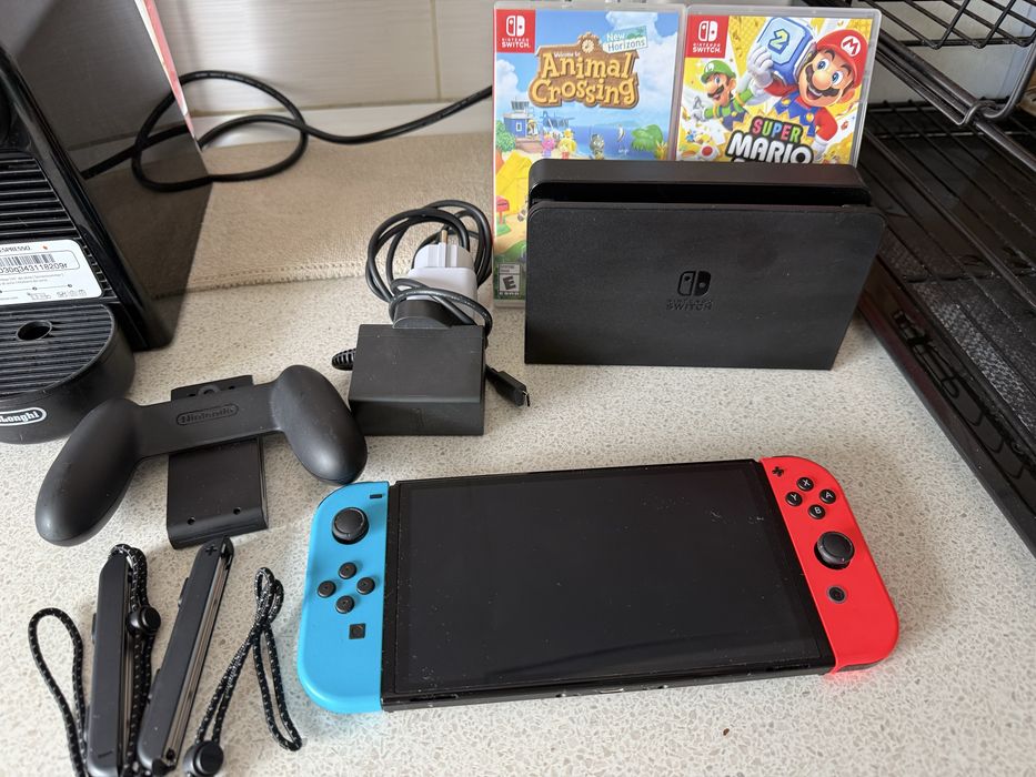 Nintendo Switch OLED+ 2 jocuri
