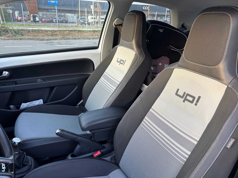 Volkswagen Up 2013
