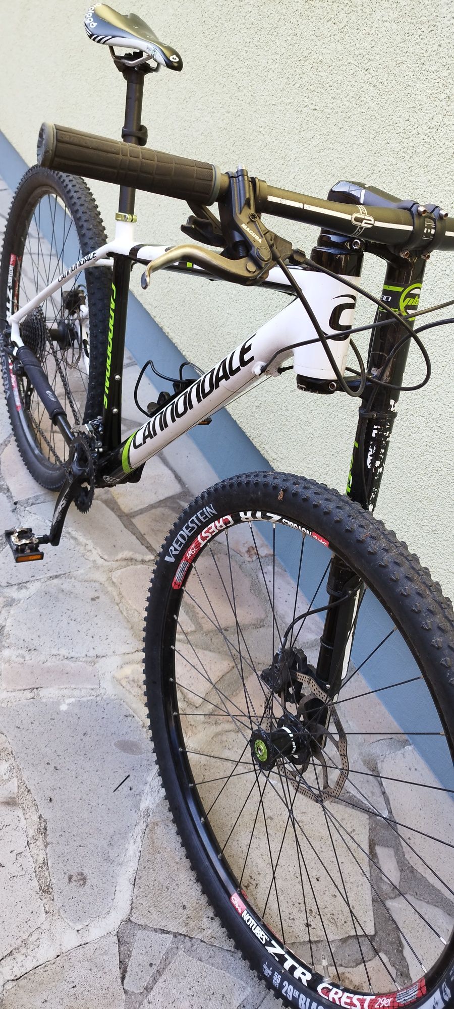 Cannondale, cadrul L, furca Lefty