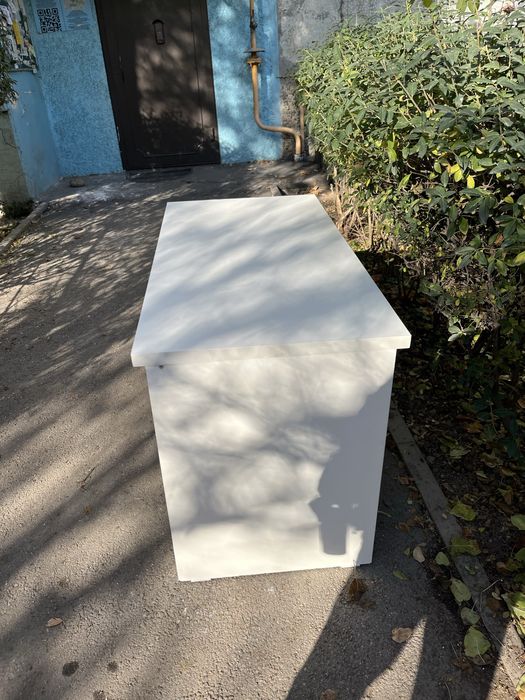 Офисный рабочий стол