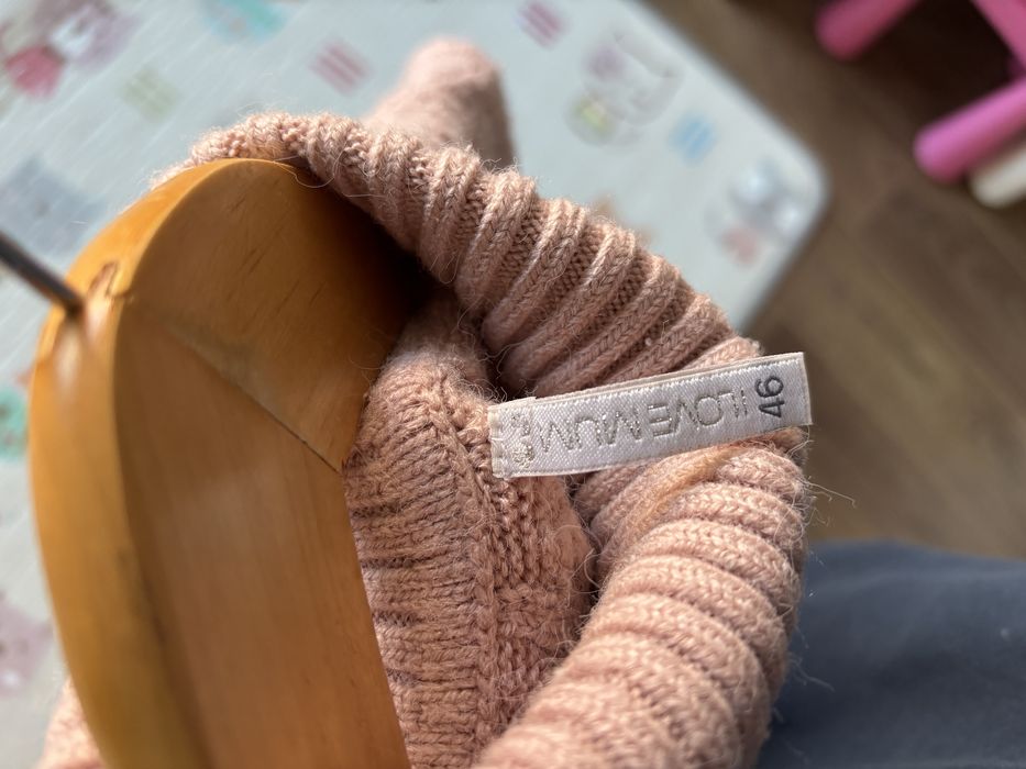 Топъл пуловер за бременни и кърмещи