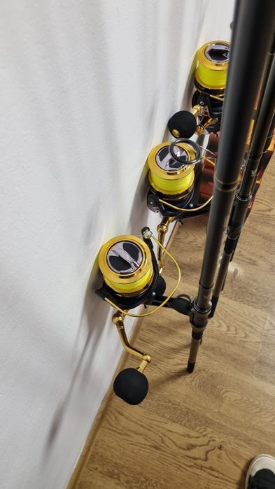 Set 3 Lansete FL LEGEND CARP 3.90 3.75 Lbs + 3 Mulinete AQUASITE 10000