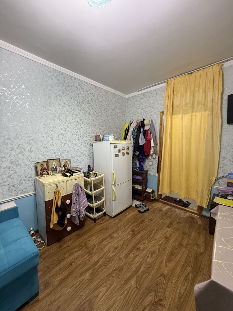 Продается 1 комнатная Авиасозлар - 2 (общага)